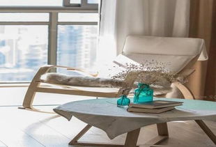 家居木地板保養(yǎng)注意事項與日常保潔指南